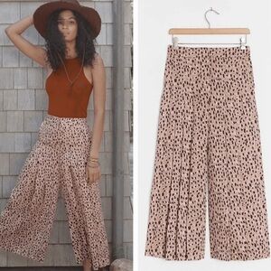 Anthropology wide leg cropped gaucho size M hobo